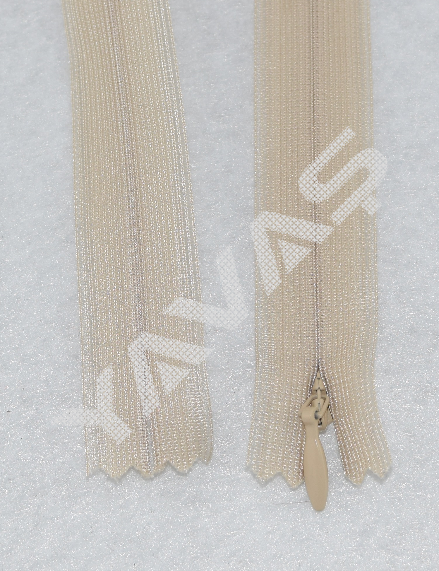 American & Efird YKK Unsichtbarer Reißverschluss – 35,6 Cm, Naturfarbe, Made In USA